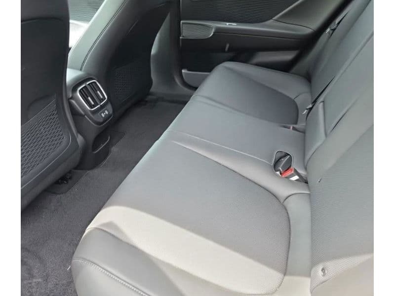 2024 Hyundai IONIQ 6 view 6