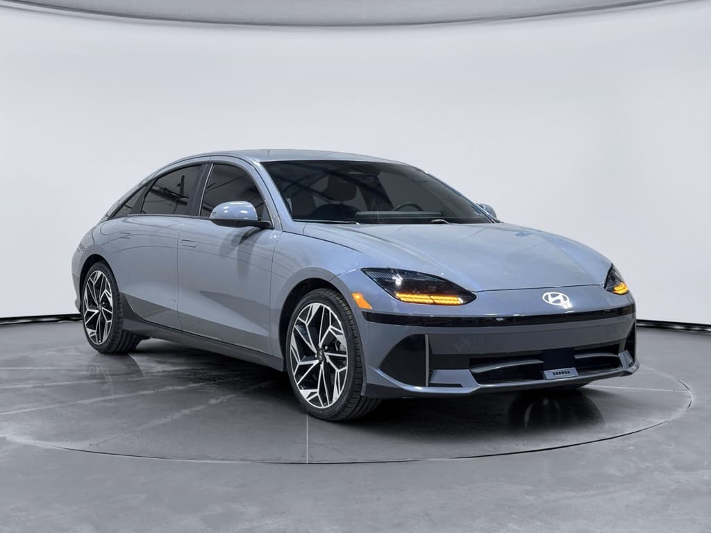2024 Hyundai IONIQ 6 view 4