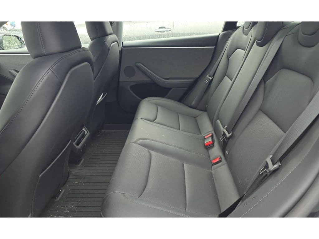 2025 Tesla Model 3 view 6