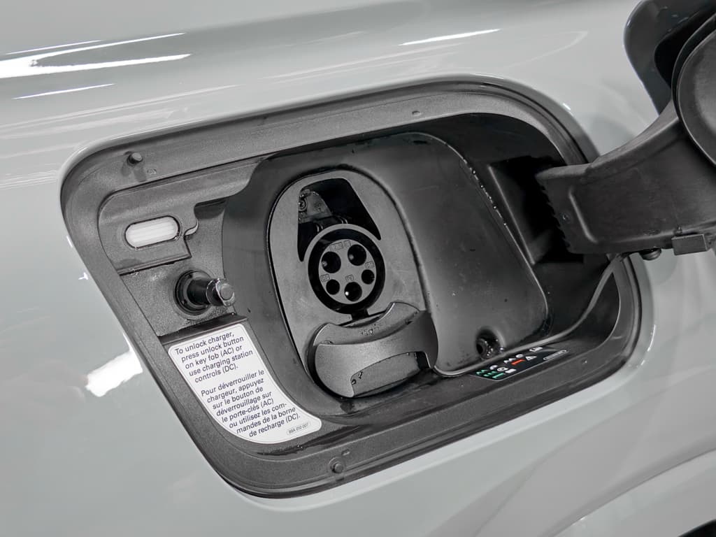 2023 Audi Q4 e-tron view 5