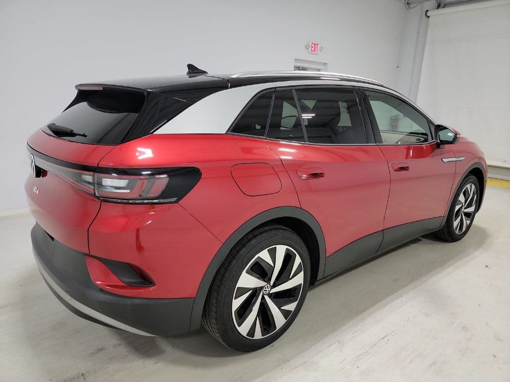 2021 Volkswagen ID.4 view 4