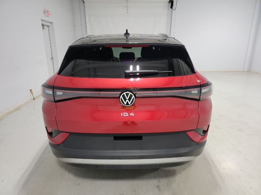 2021 Volkswagen ID.4 view 5