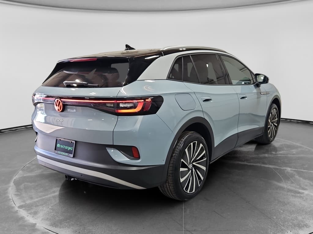 2023 Volkswagen ID.4 view 3