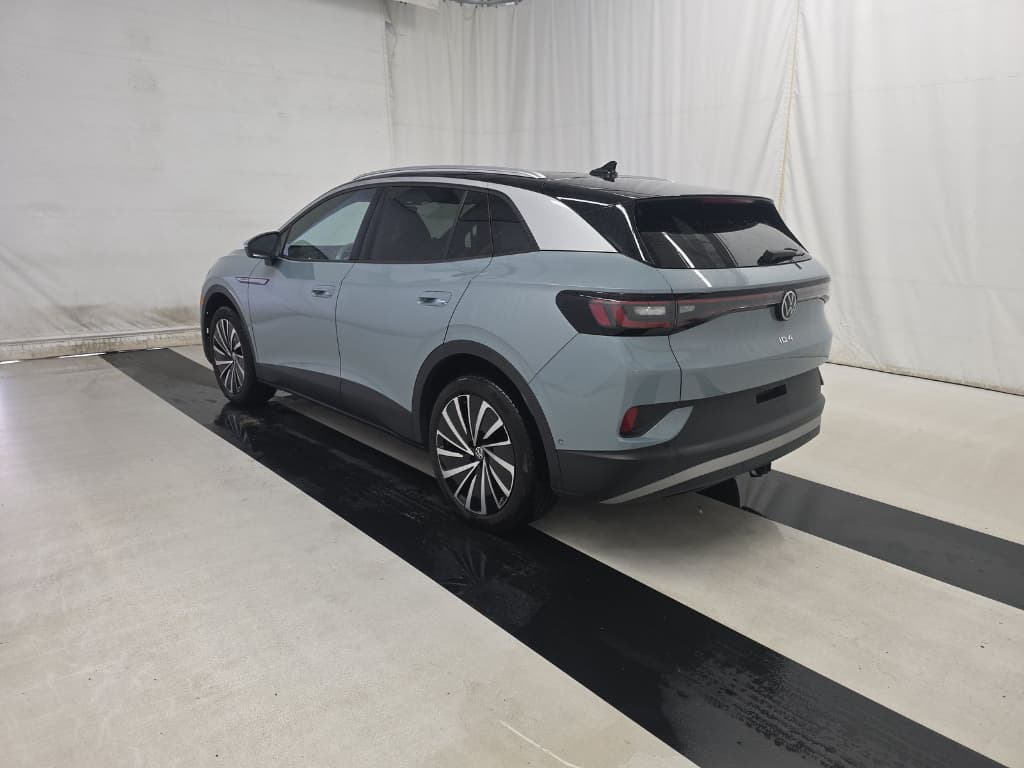 2023 Volkswagen ID.4 view 4