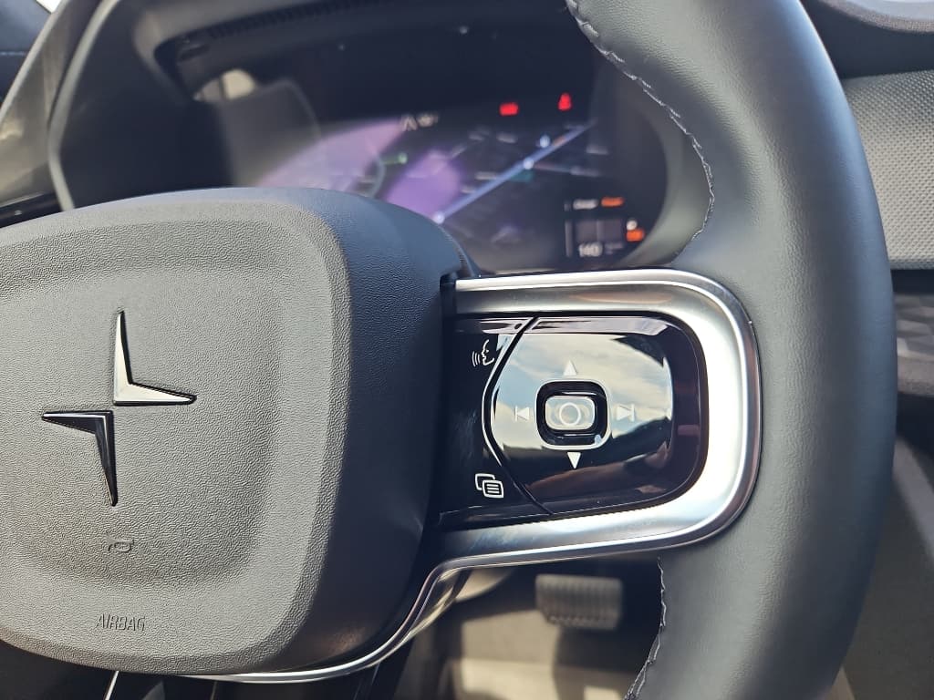 2022 Polestar Polestar 2 view 10