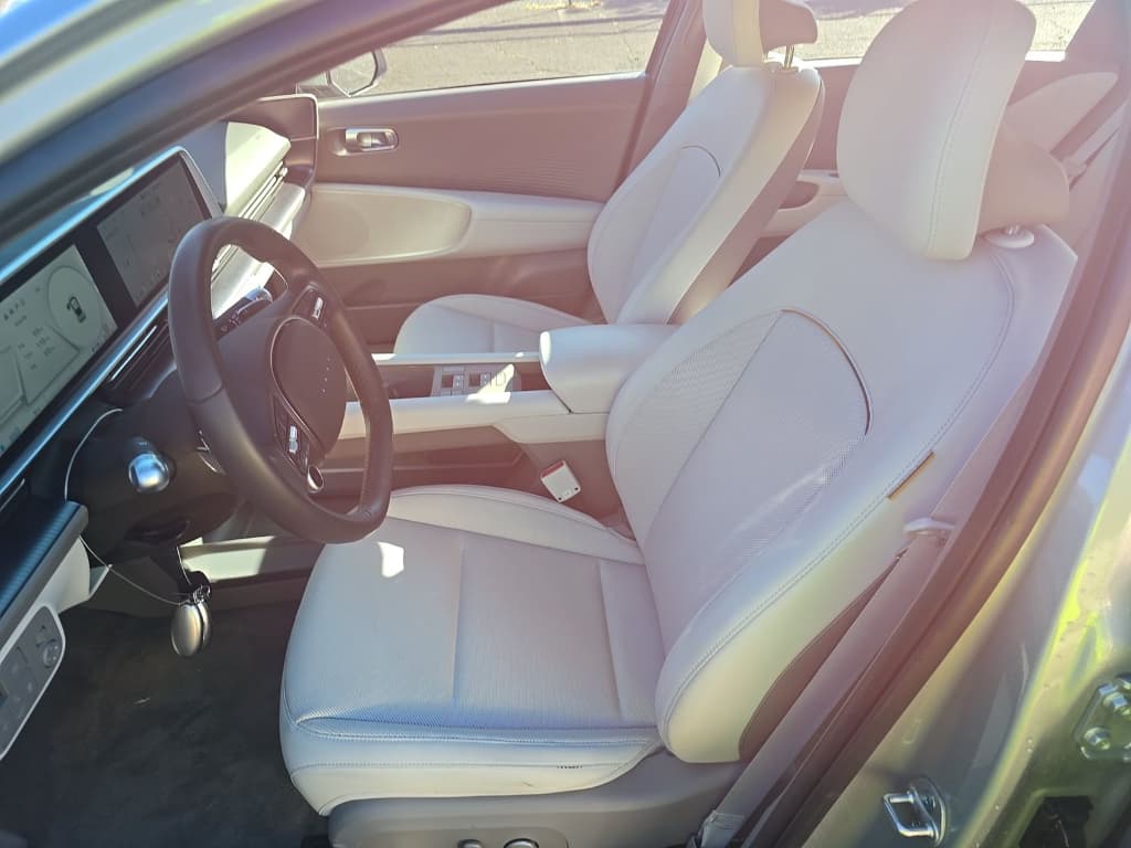 2024 Hyundai IONIQ 6 view 5