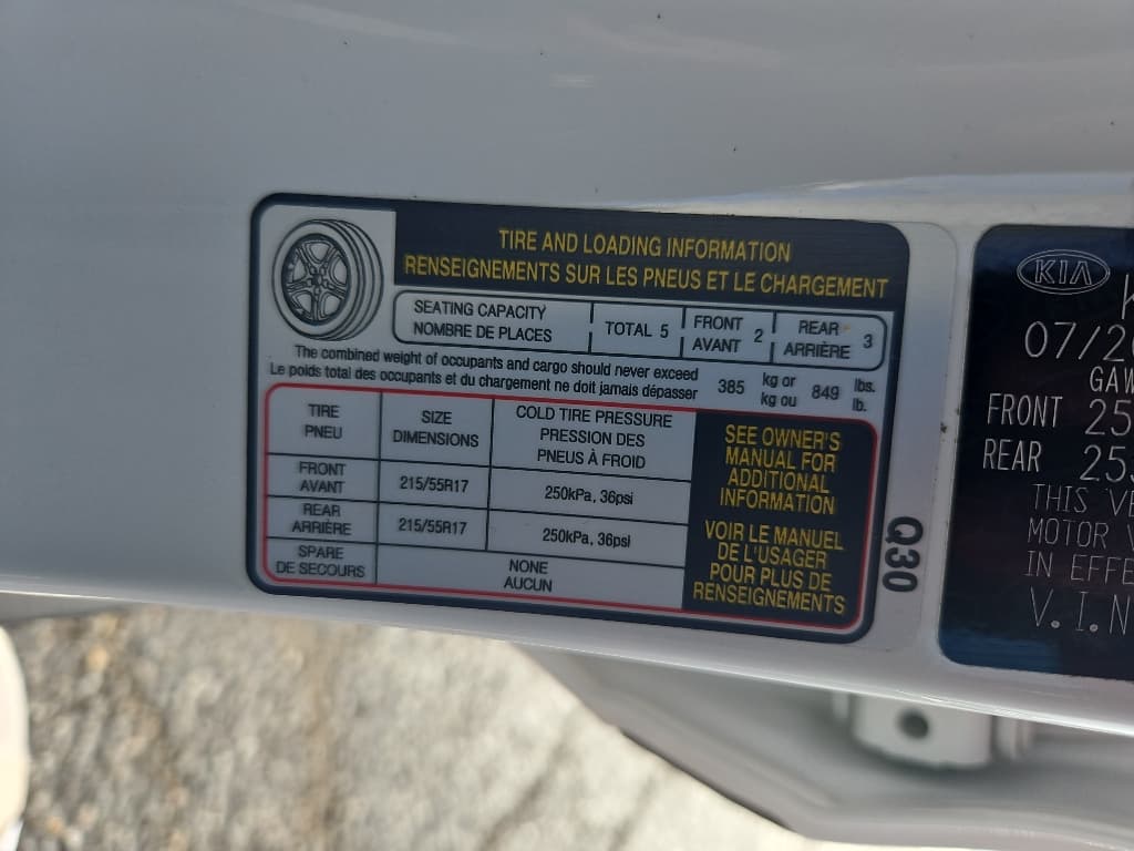 2020 Kia Niro EV view 24