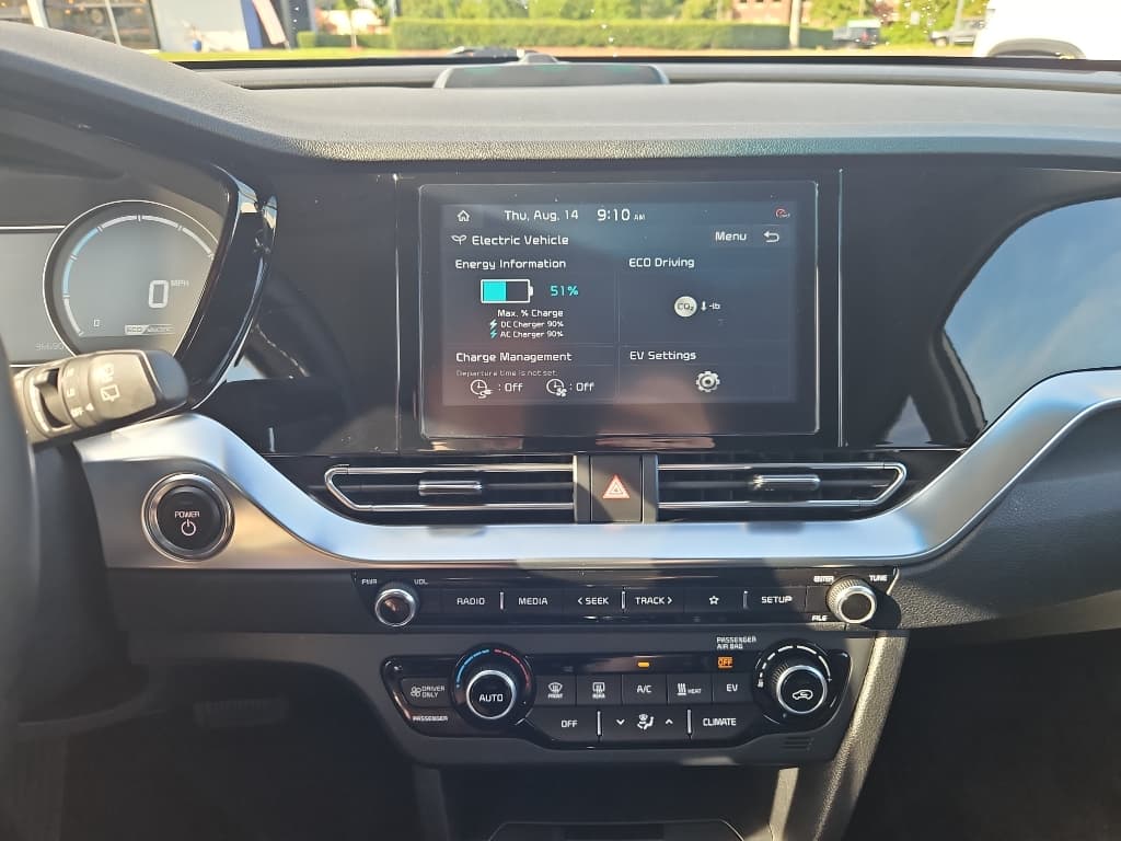 2020 Kia Niro EV view 13