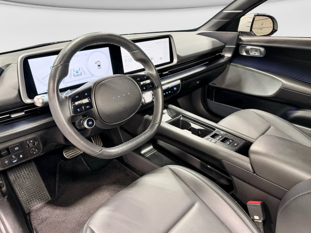 2024 Hyundai IONIQ 6 view 16
