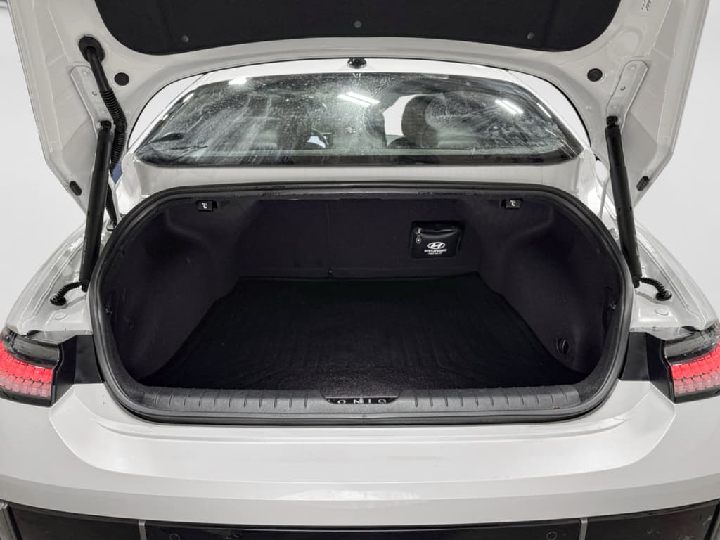 2024 Hyundai IONIQ 6 view 25