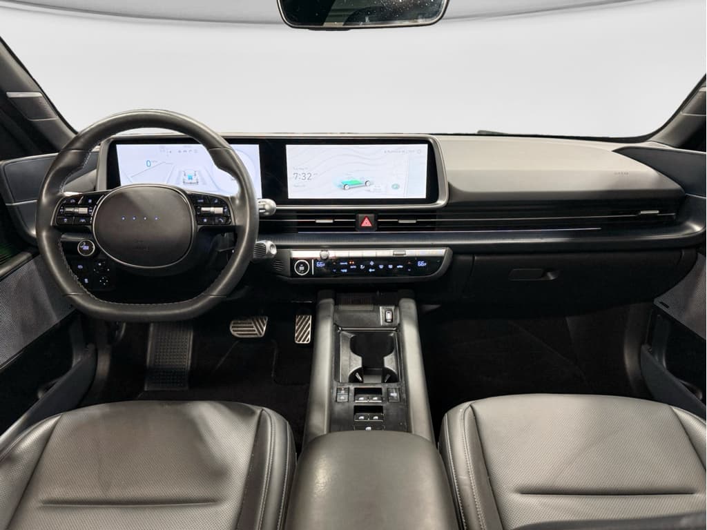 2024 Hyundai IONIQ 6 view 14