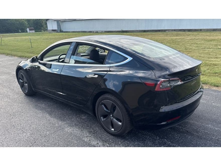 2018 Tesla Model 3 view 7