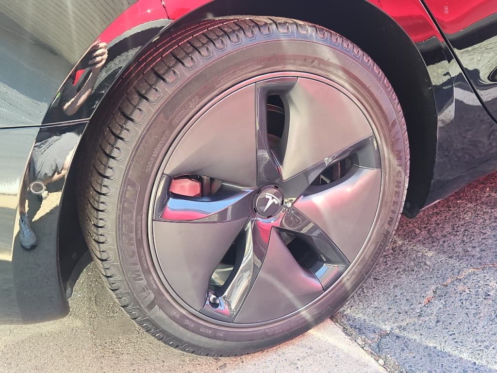 2018 Tesla Model 3 view 27