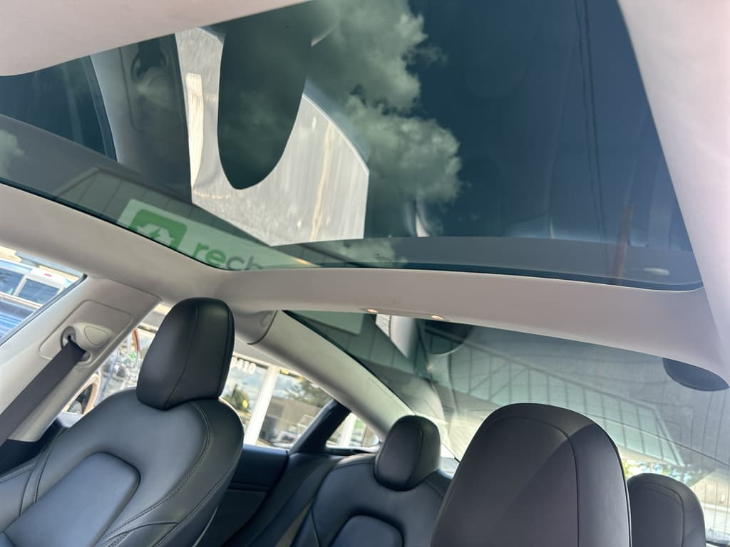 2018 Tesla Model 3 view 17