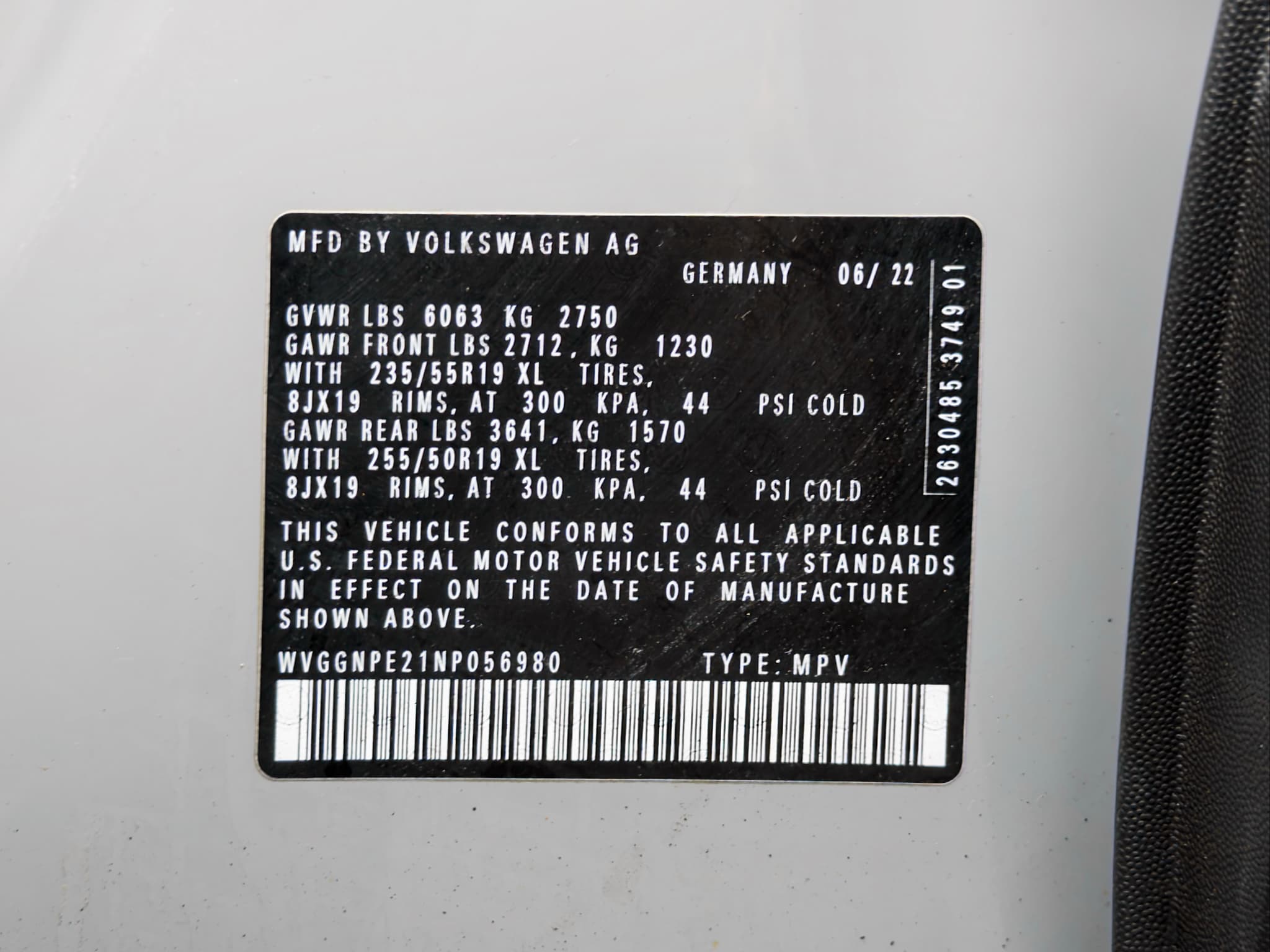 2022 Volkswagen ID.4 view 27