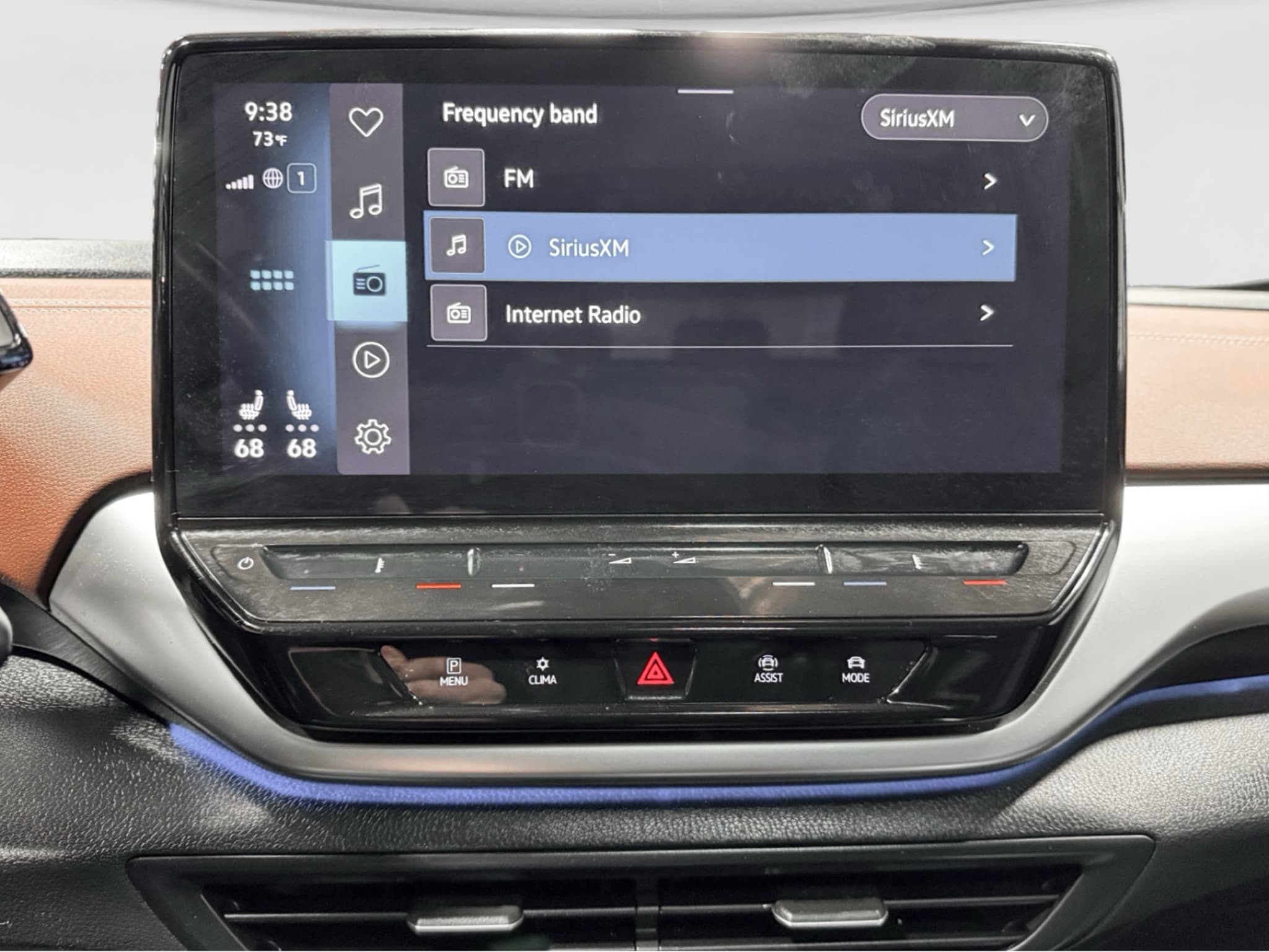 2022 Volkswagen ID.4 view 13