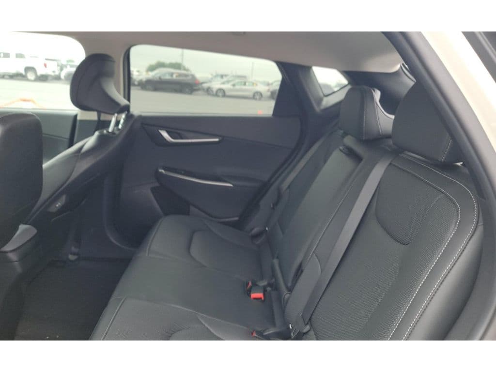 2022 Kia EV6 view 6
