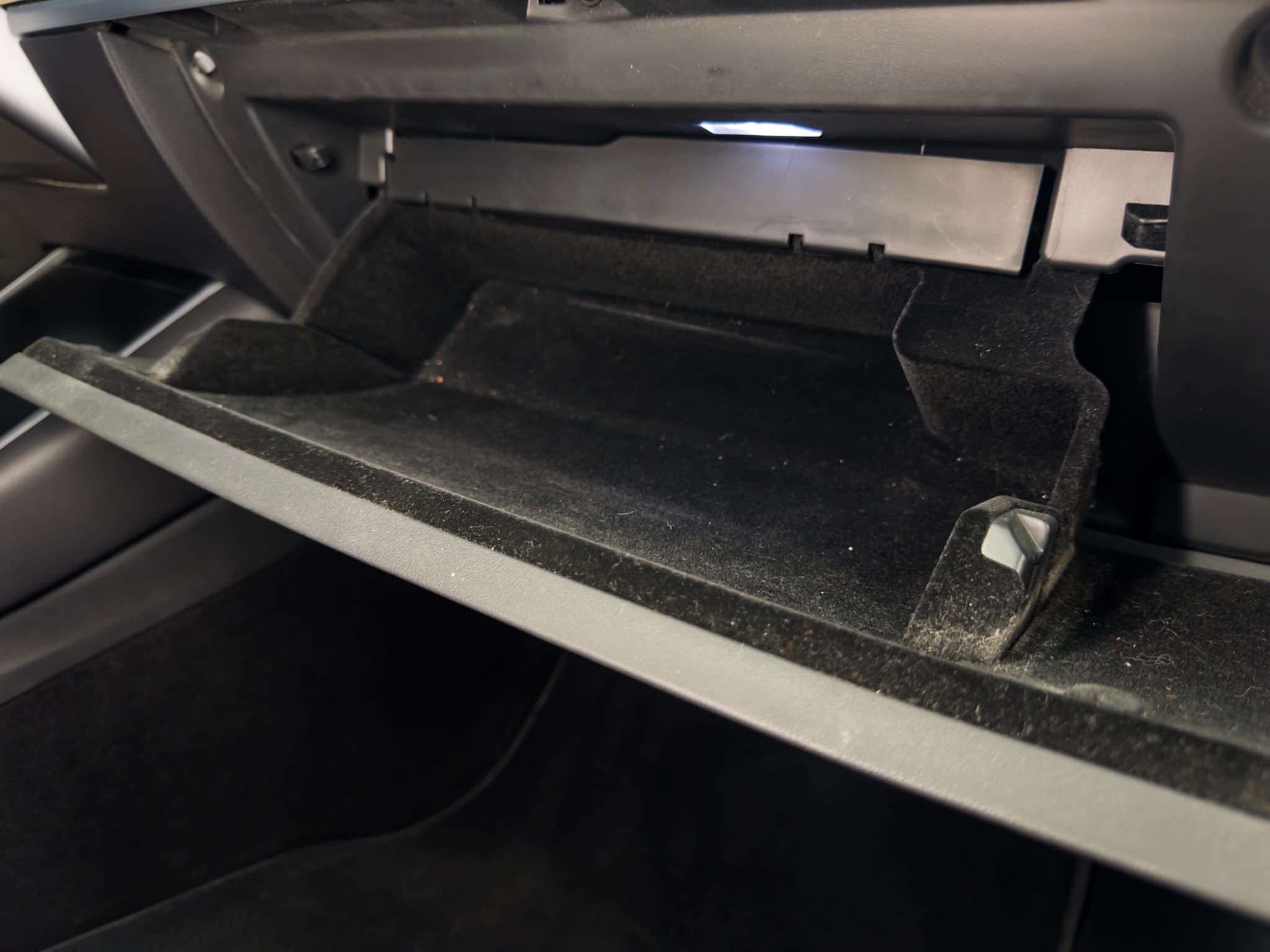 2018 Tesla Model 3 view 22