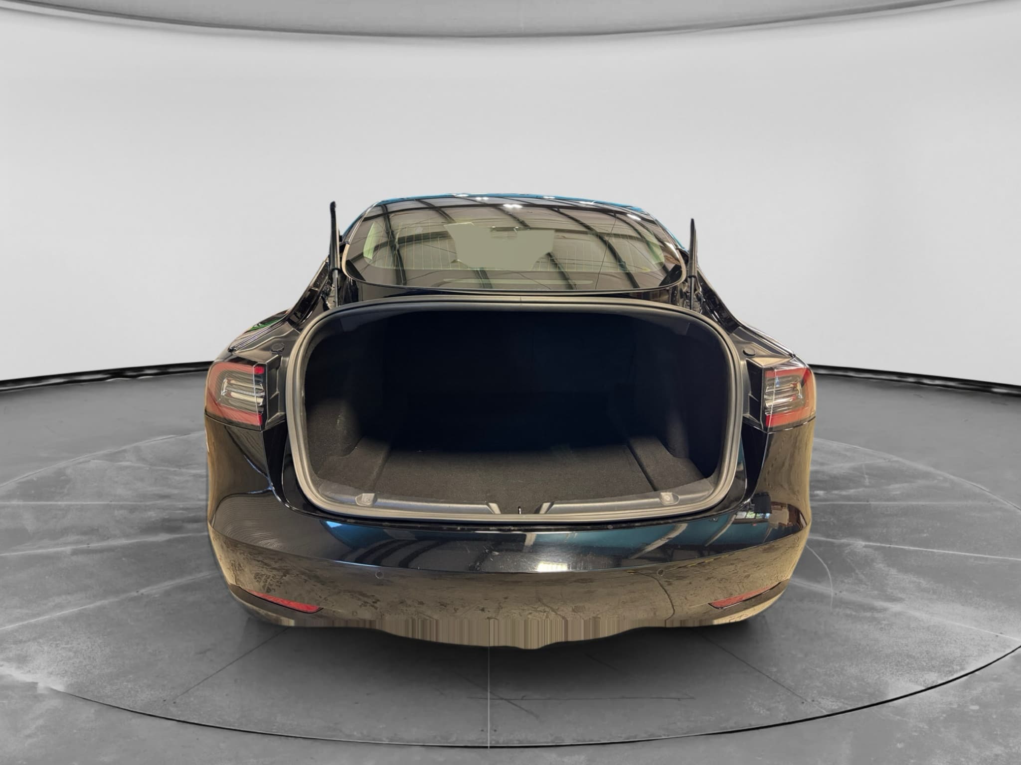 2018 Tesla Model 3 view 26