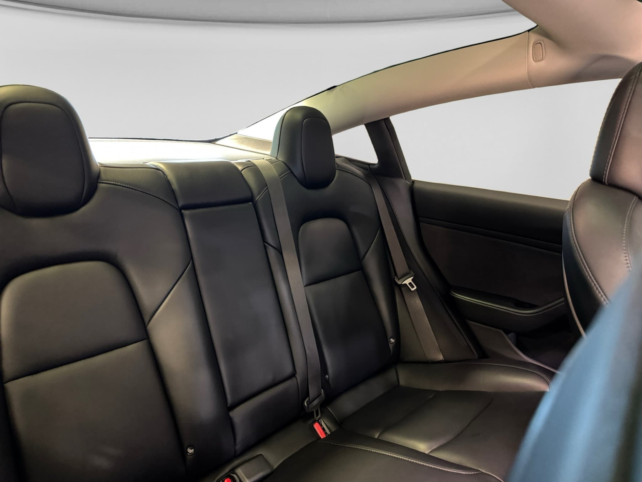 2018 Tesla Model 3 view 20