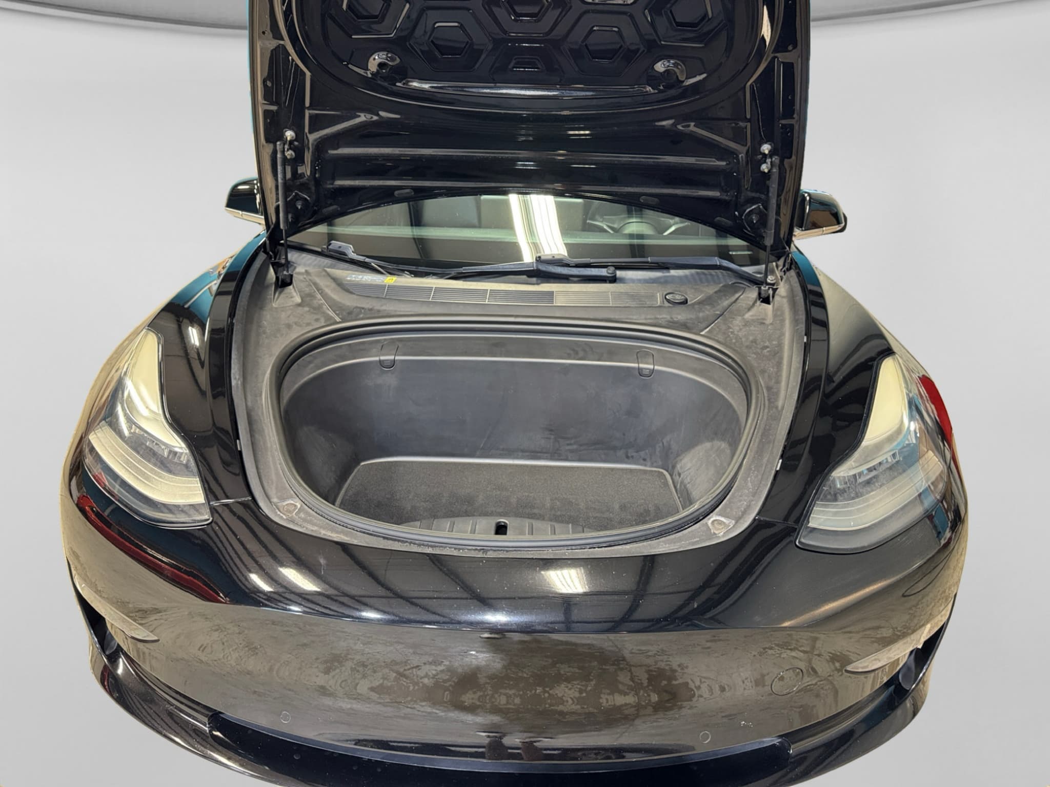2018 Tesla Model 3 view 24