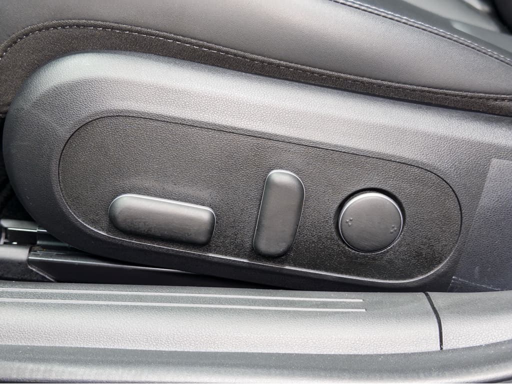 2024 Hyundai IONIQ 6 view 7