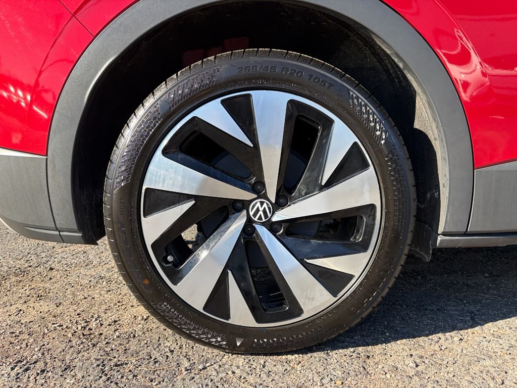 2022 Volkswagen ID.4 view 28