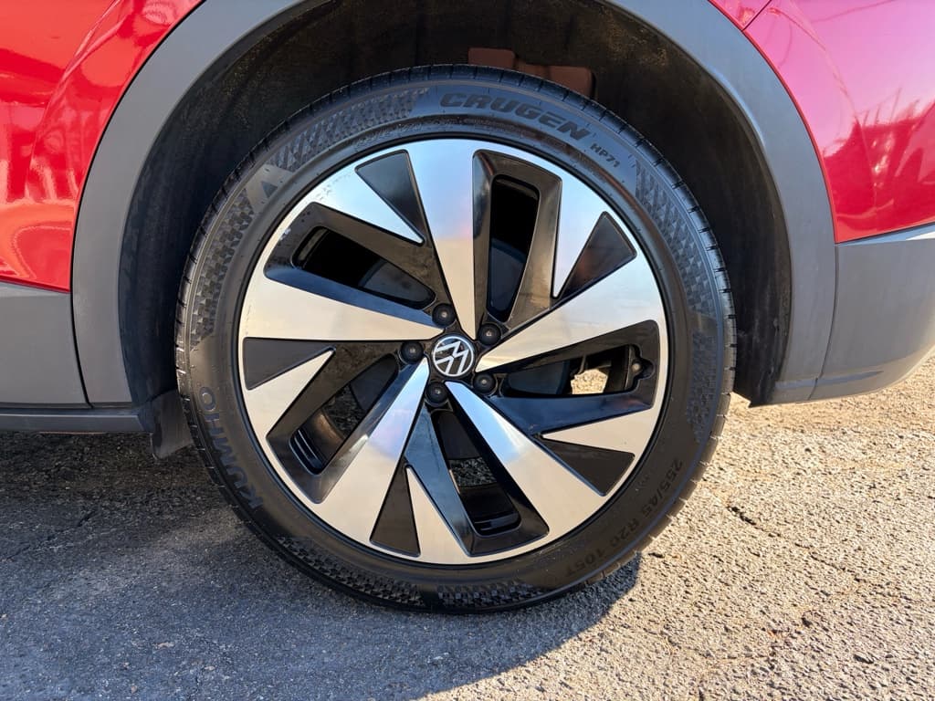 2022 Volkswagen ID.4 view 34