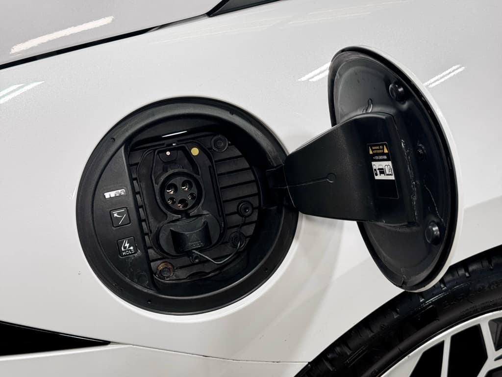 2024 Hyundai IONIQ 6 view 5