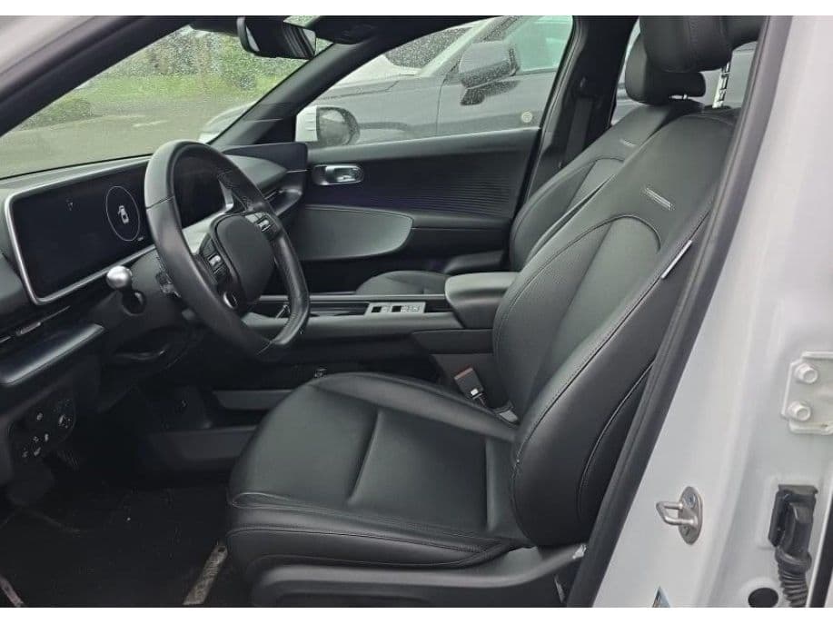 2024 Hyundai IONIQ 6 view 5