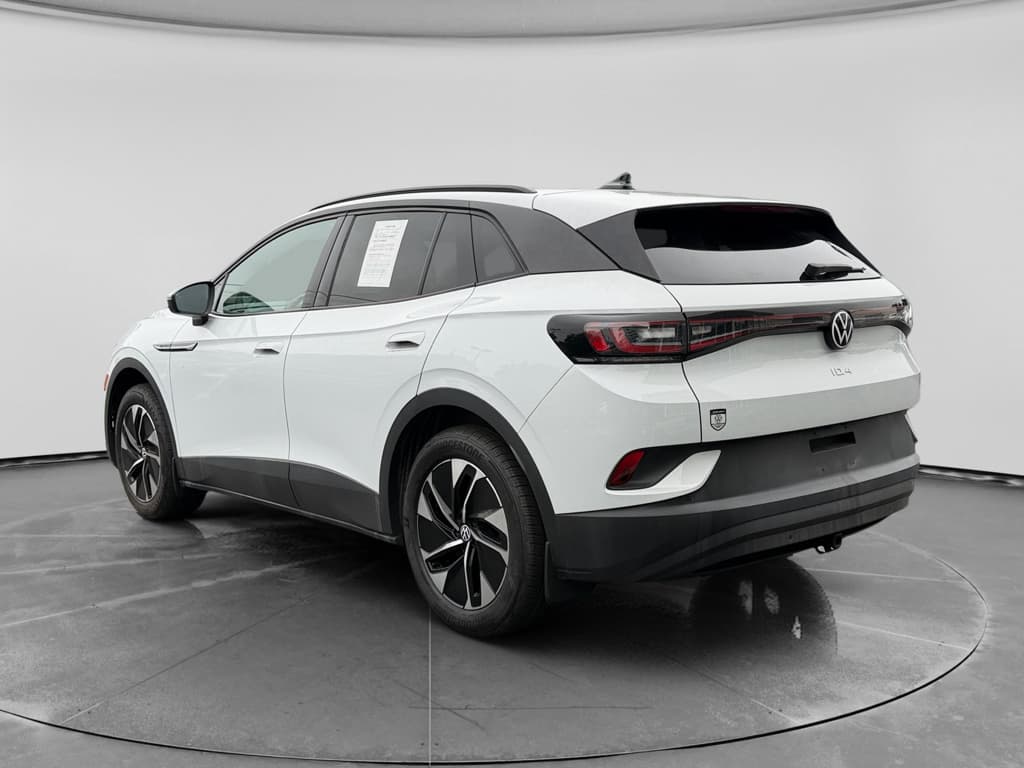 2021 Volkswagen ID.4 view 4