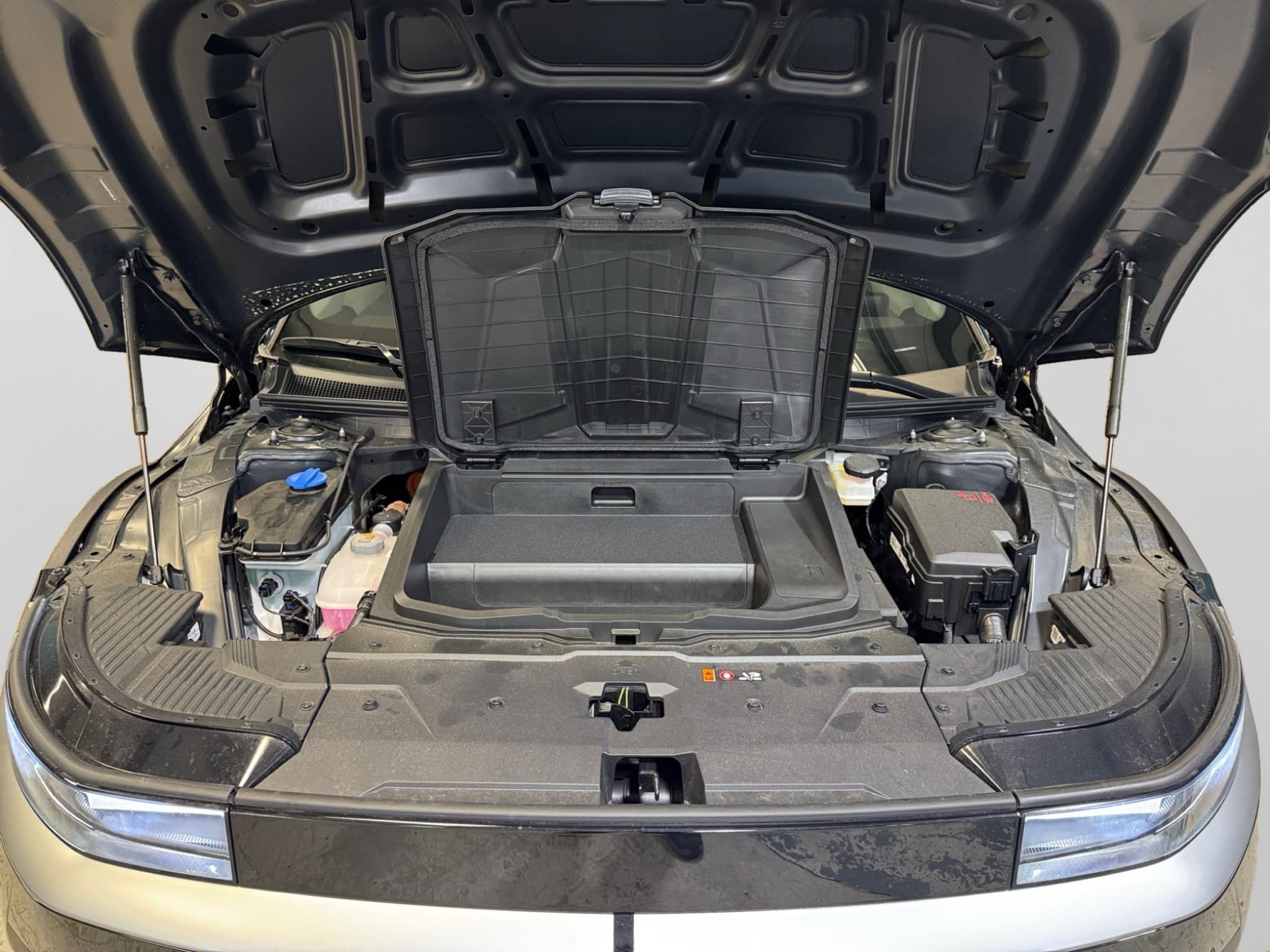2026 Hyundai IONIQ 5 view 26