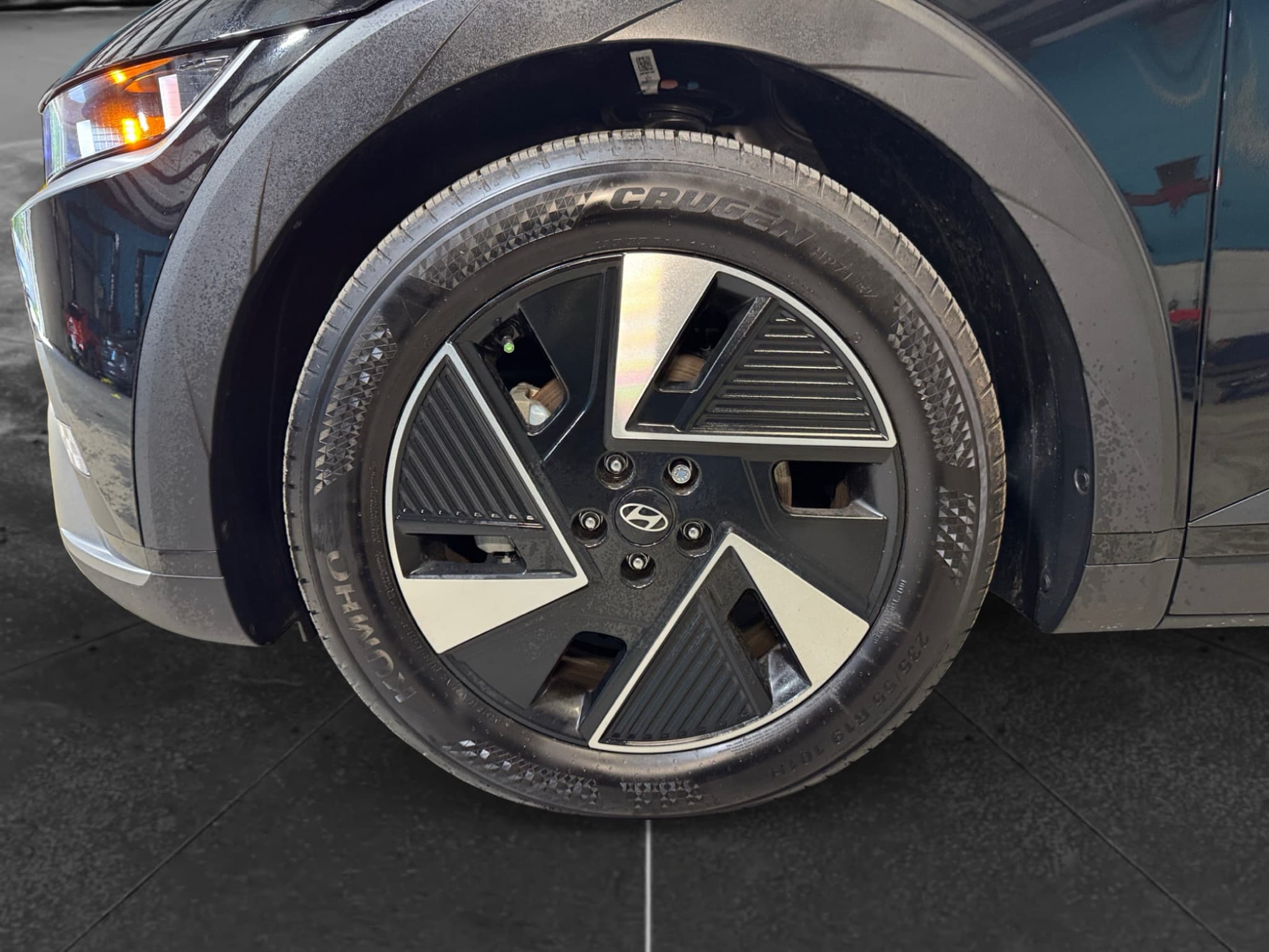 2026 Hyundai IONIQ 5 view 32