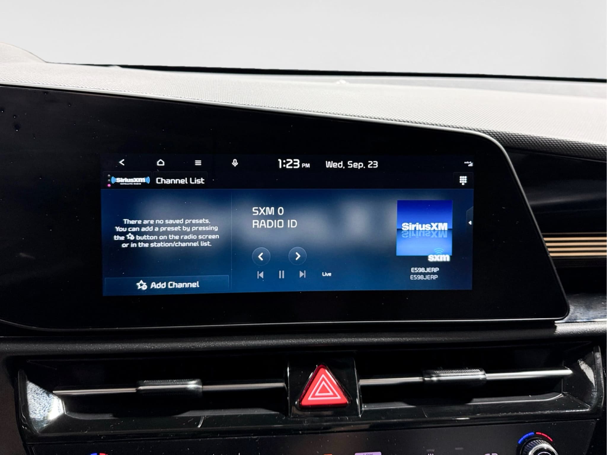 2023 Kia Niro EV view 12