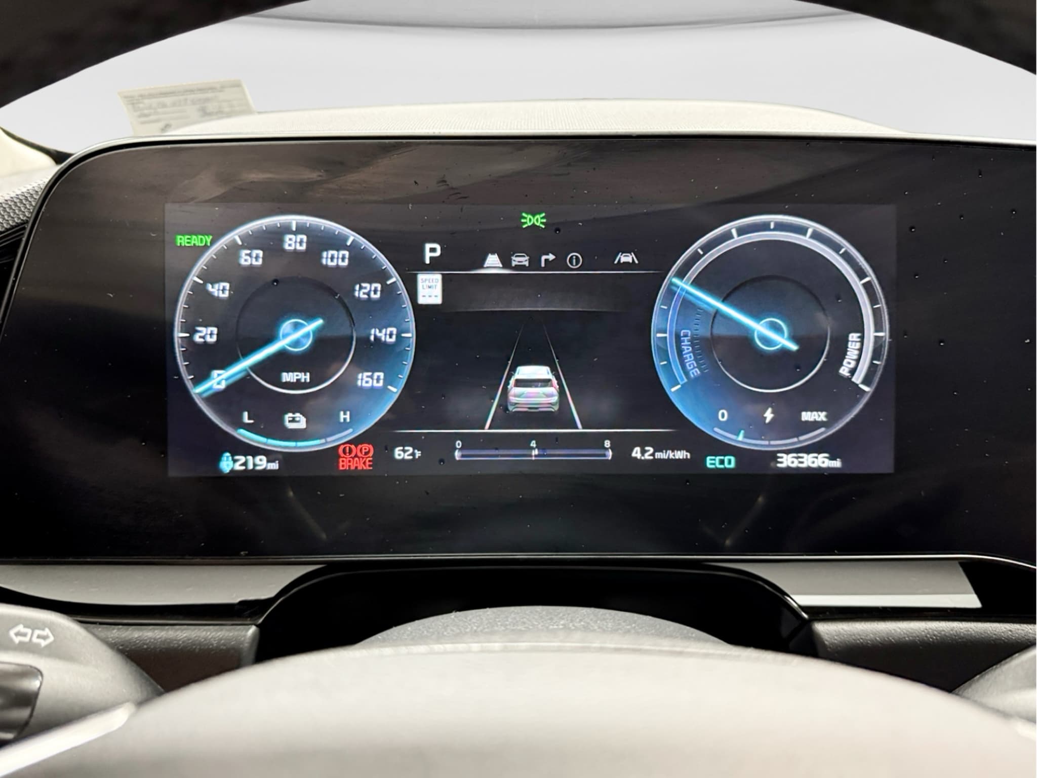 2023 Kia Niro EV view 9