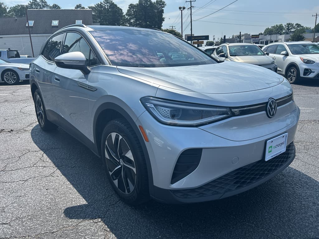 2022 Volkswagen ID.4 view 4