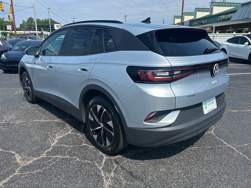 2022 Volkswagen ID.4 view 2