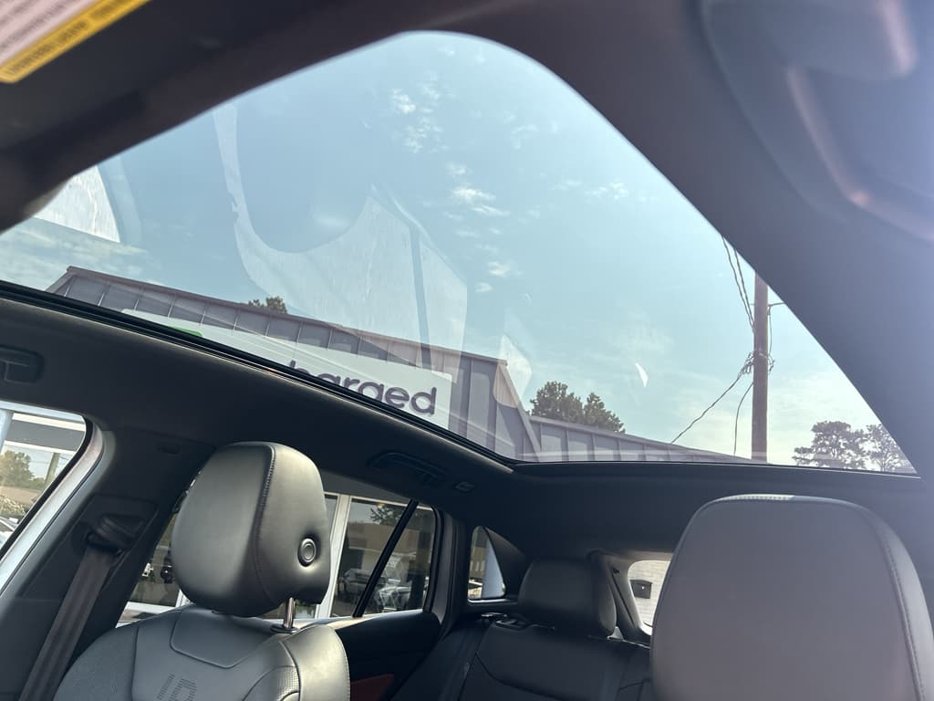 2022 Volkswagen ID.4 view 16