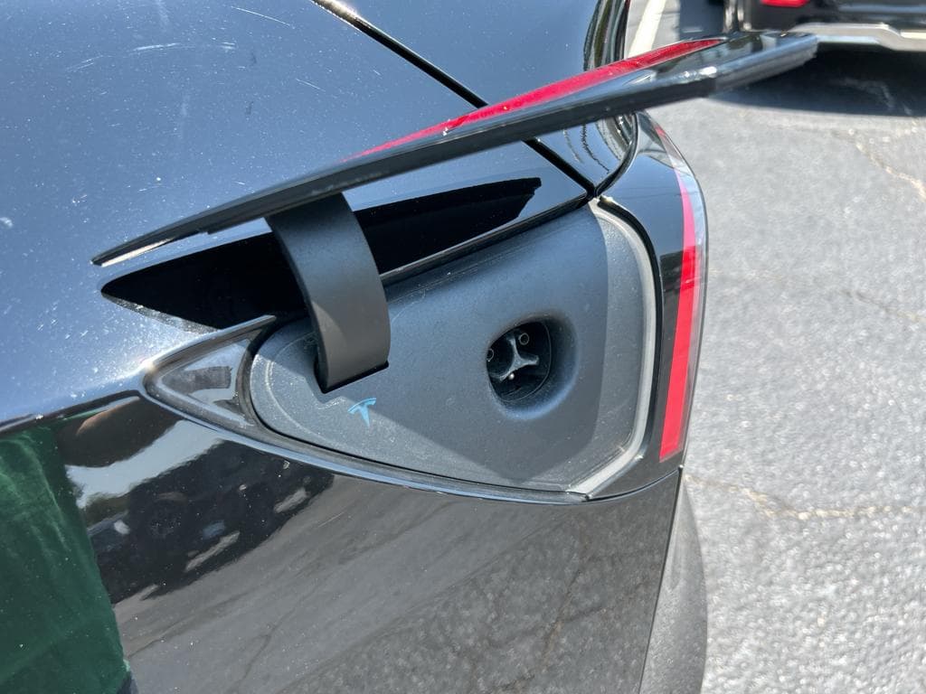 2021 Tesla Model Y view 5
