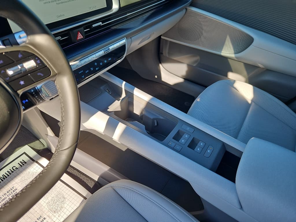 2024 Hyundai IONIQ 6 view 20