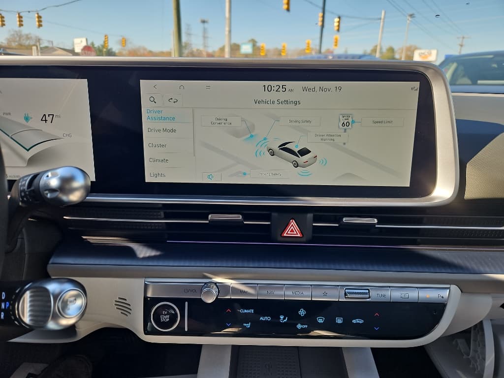 2024 Hyundai IONIQ 6 view 14