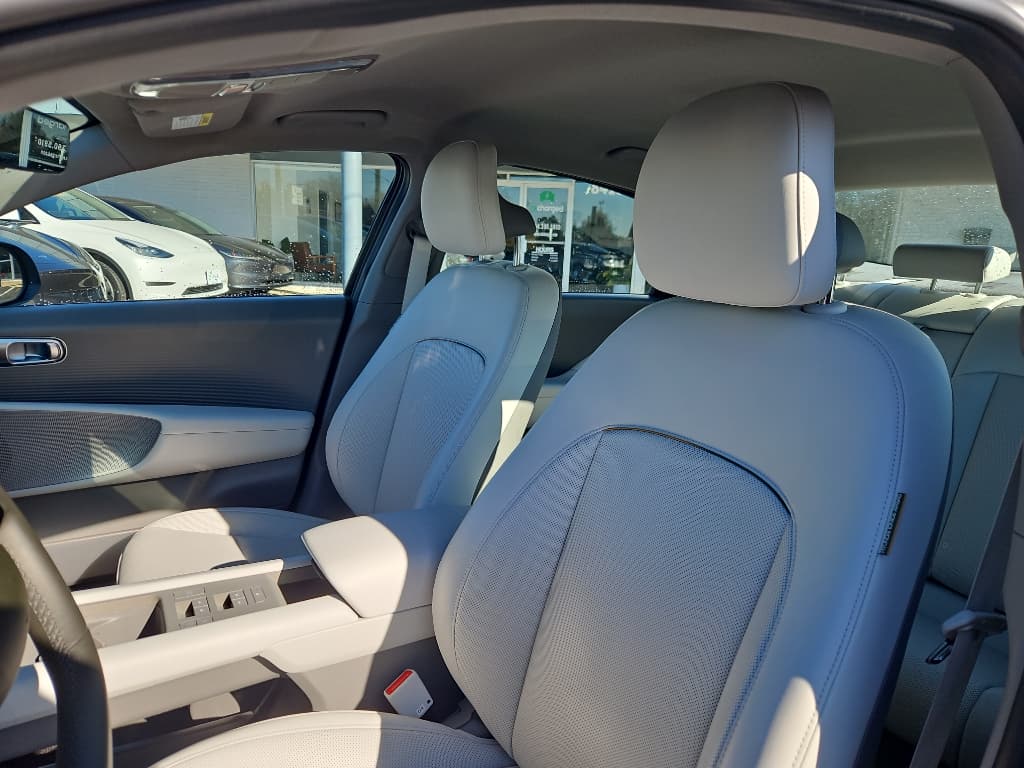 2024 Hyundai IONIQ 6 view 26