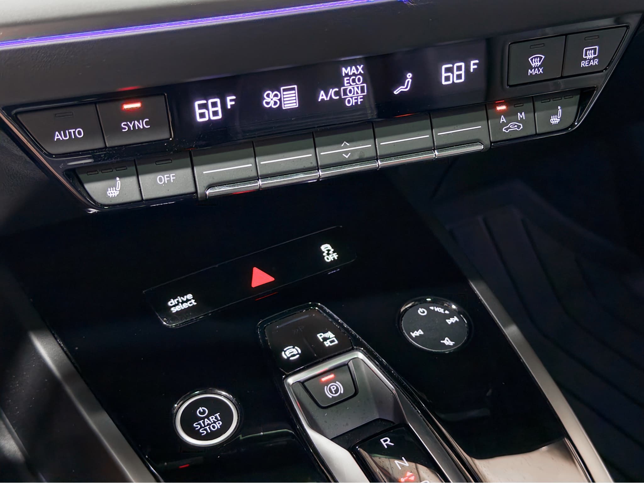 2023 Audi Q4 e-tron view 16