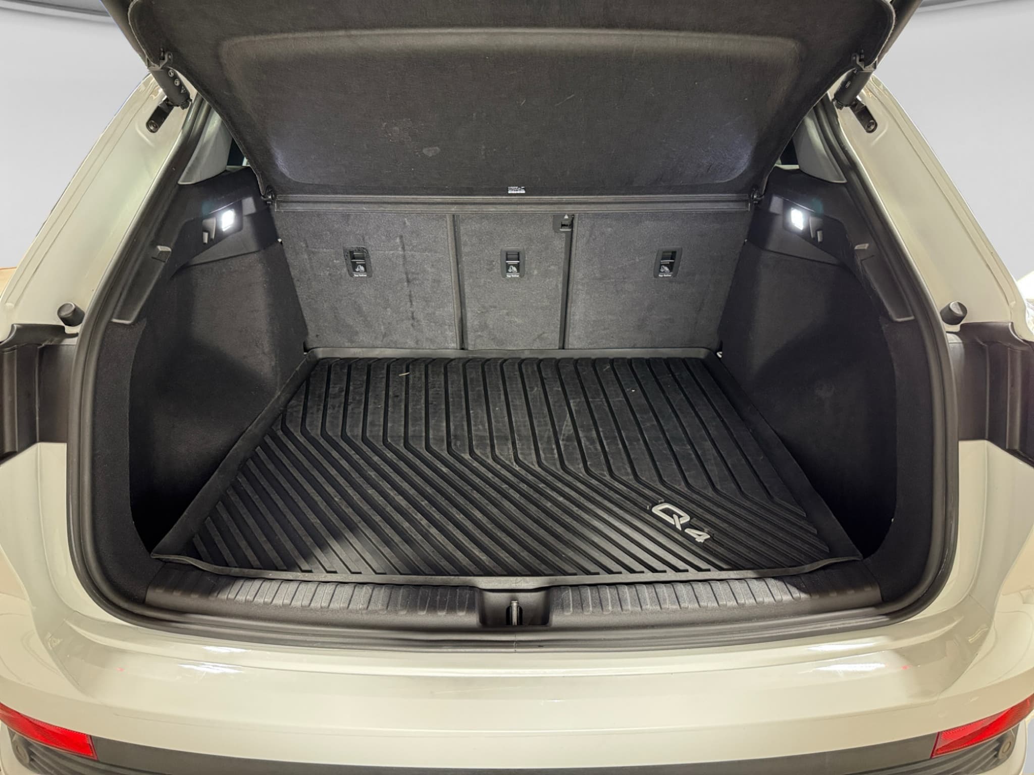 2023 Audi Q4 e-tron view 26