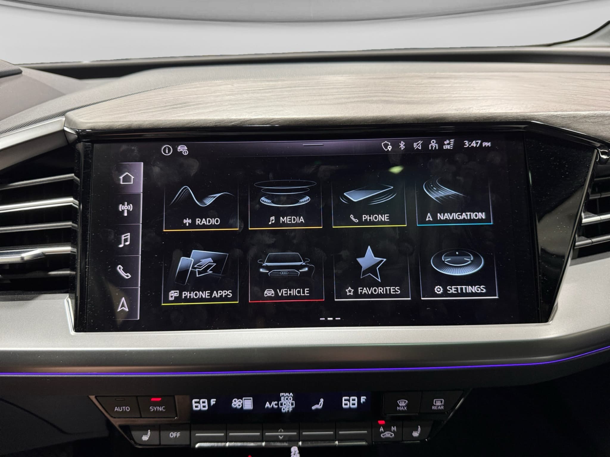 2023 Audi Q4 e-tron view 13