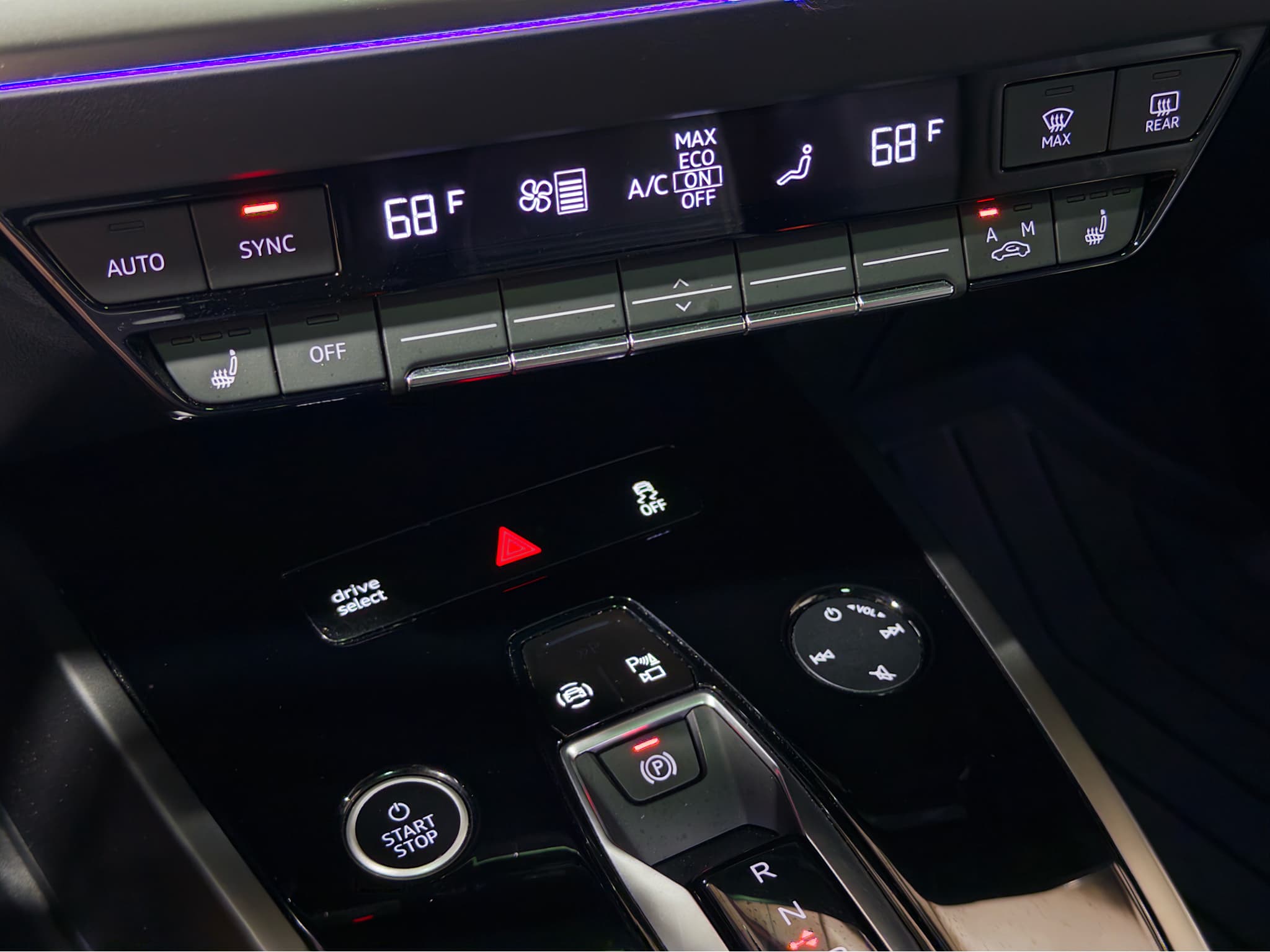 2023 Audi Q4 e-tron view 16