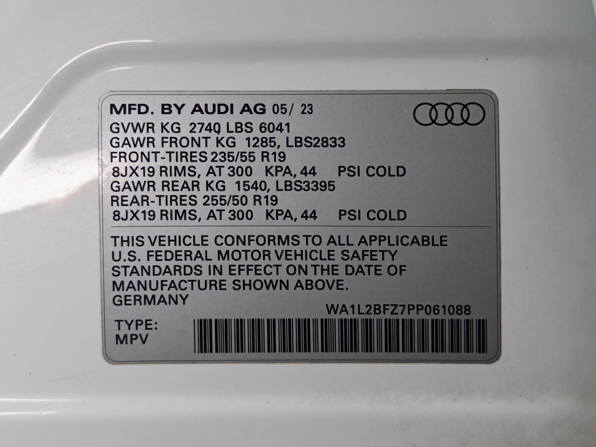2023 Audi Q4 e-tron view 28