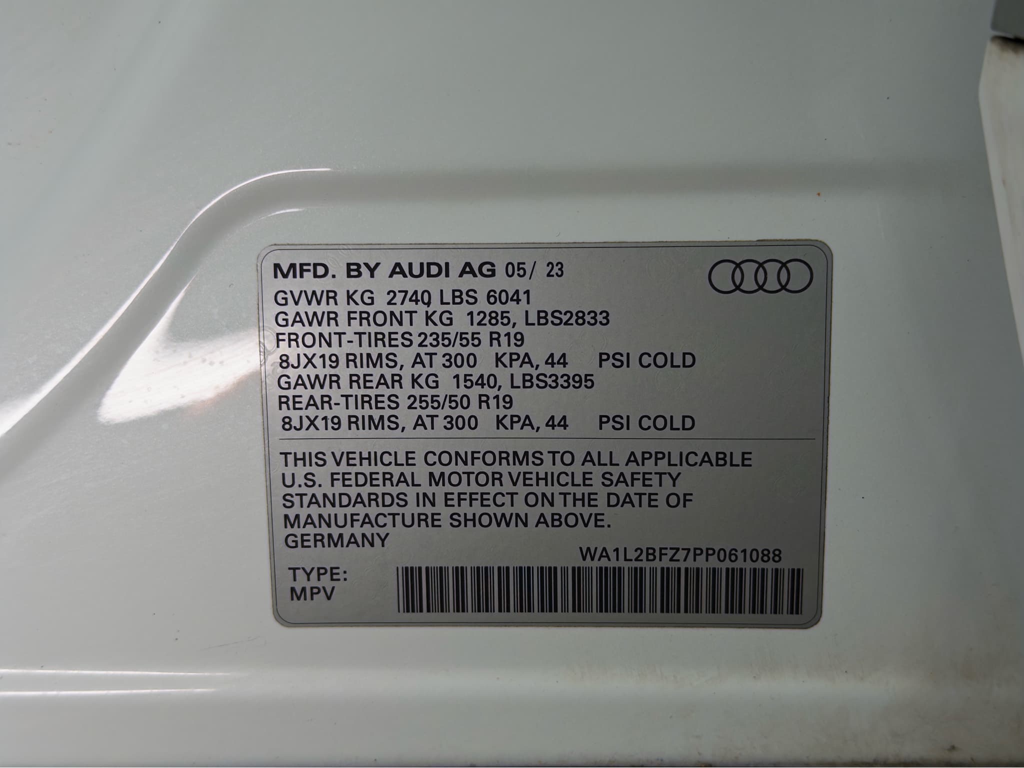 2023 Audi Q4 e-tron view 28