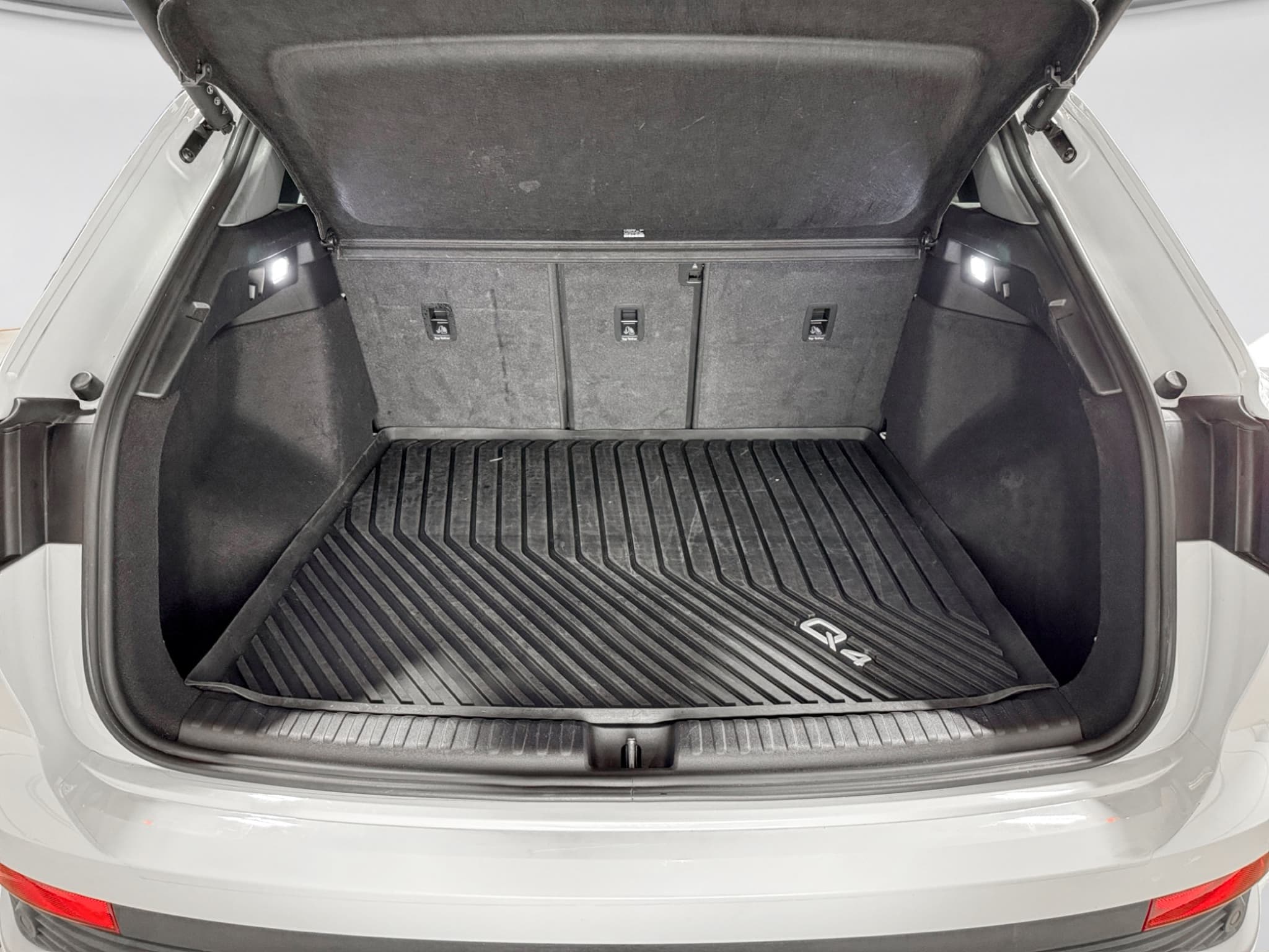 2023 Audi Q4 e-tron view 26