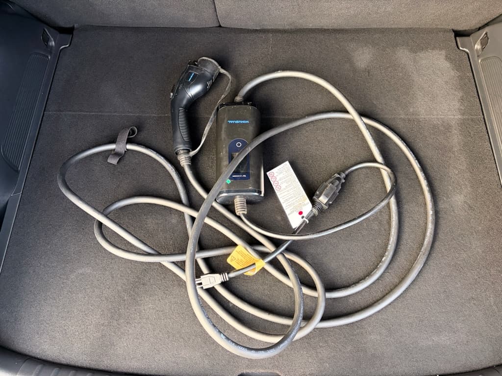 2023 Kia Niro EV view 6